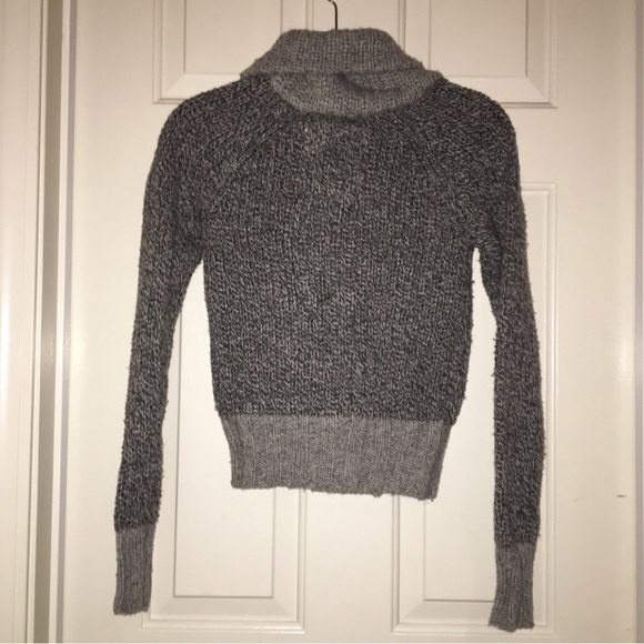 Hollister Cardigan Sweater - Picture 2 of 4